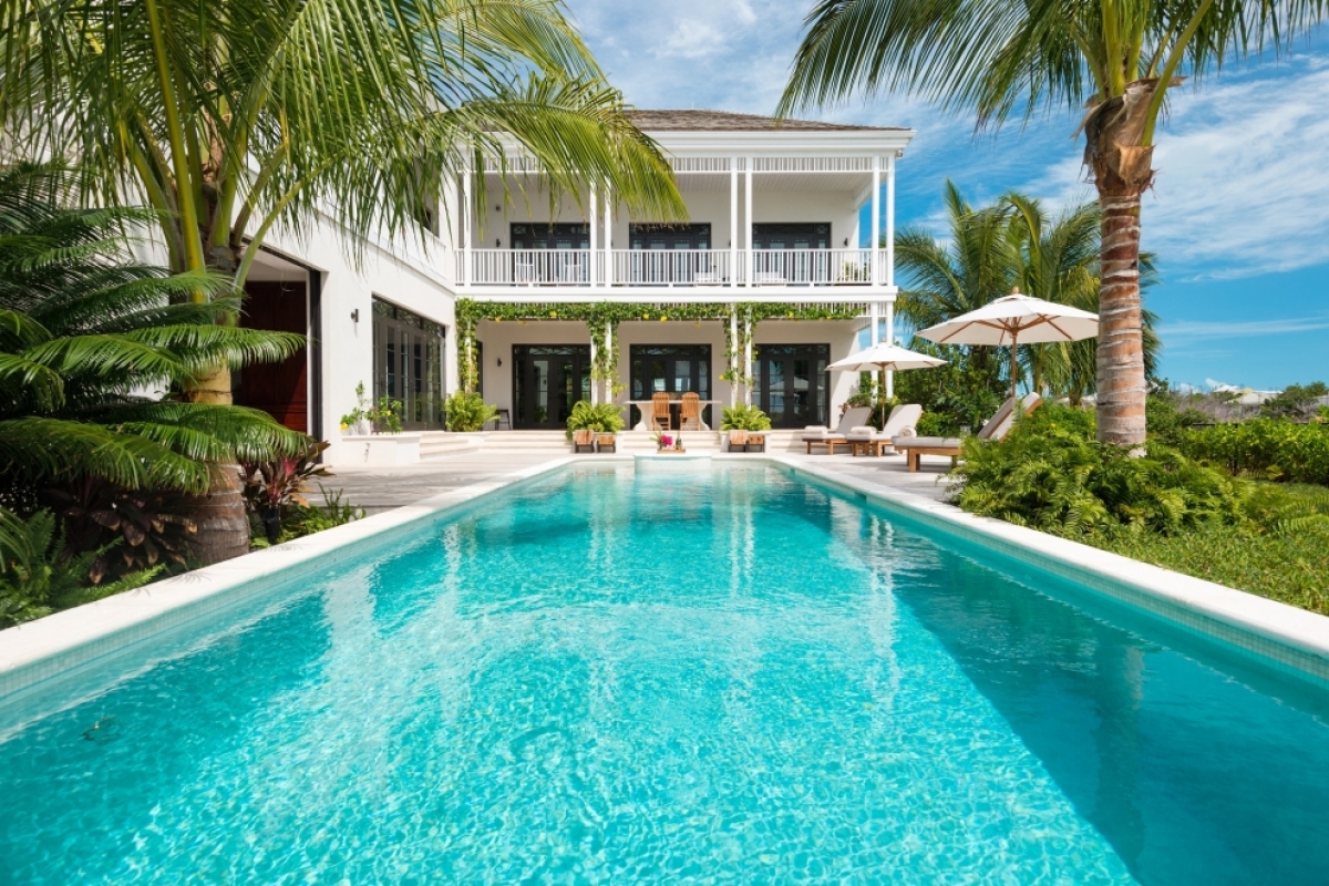 Villa Saving Grace  | Beach Front - Located in  Wonderful Grace Bay with Private Pool
